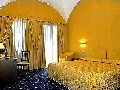 Della Torre Dal 1891 Hotel 3*